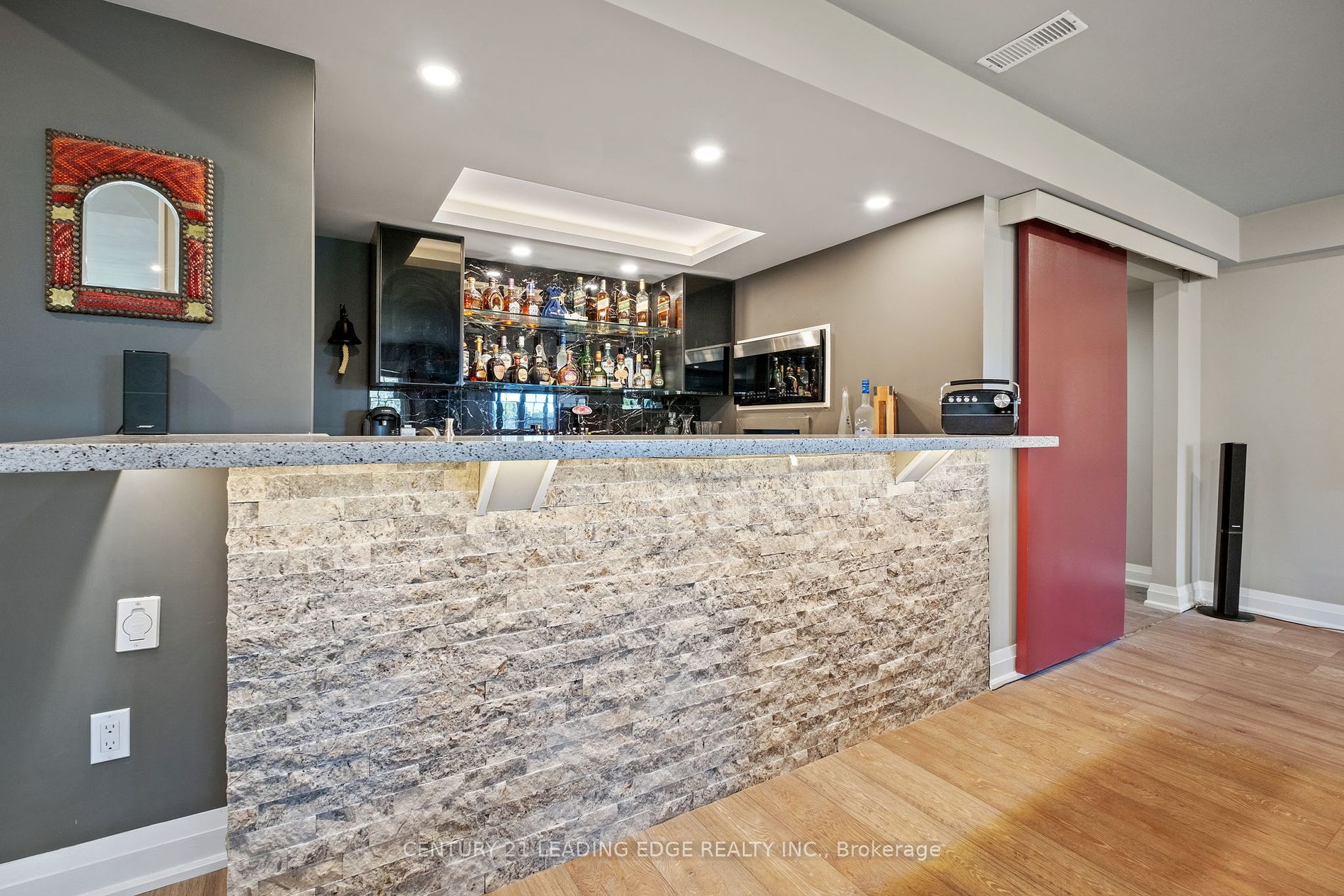 100 Coastline Dr Property Photo 26