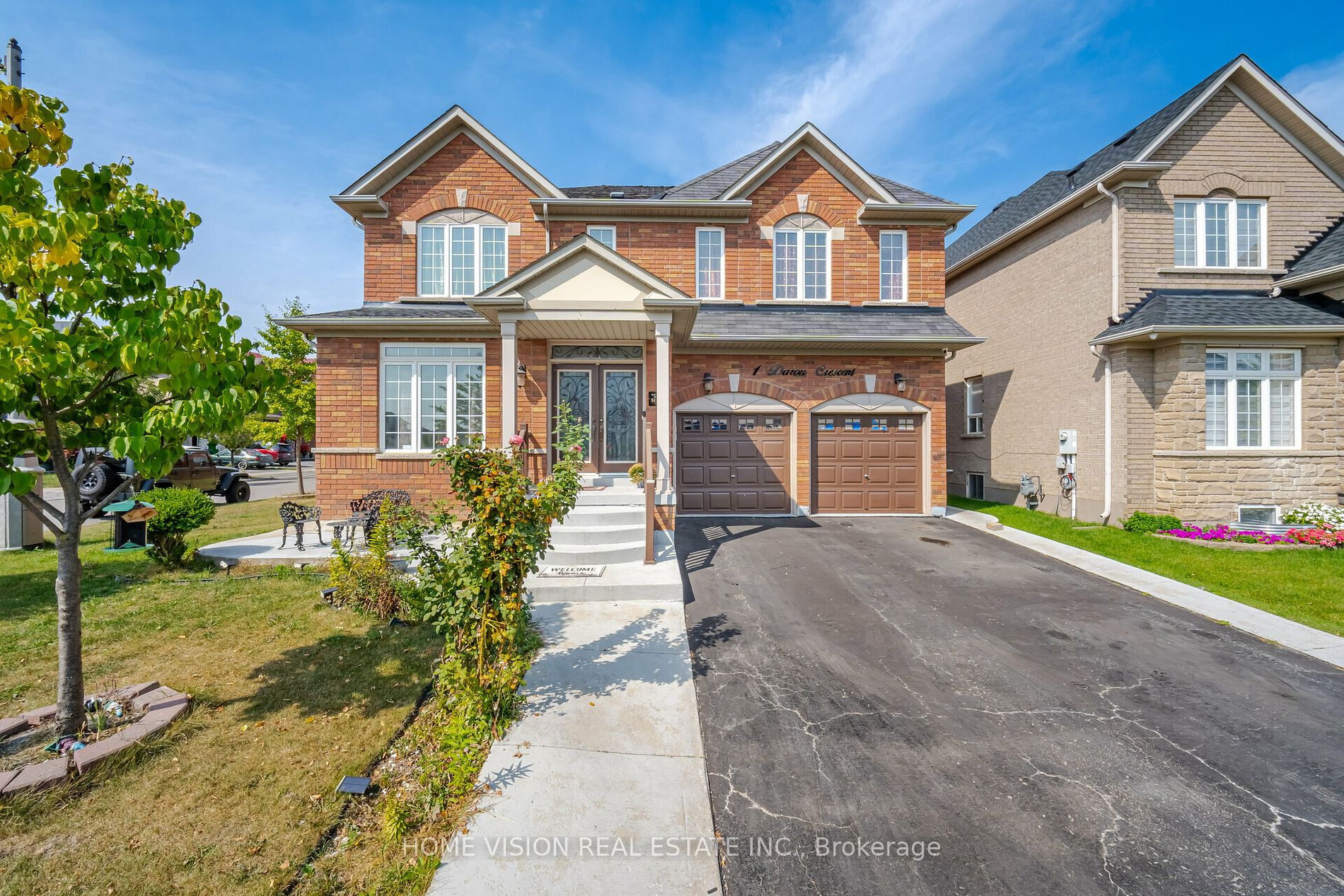 1 Darou Cres N Property Photo 1