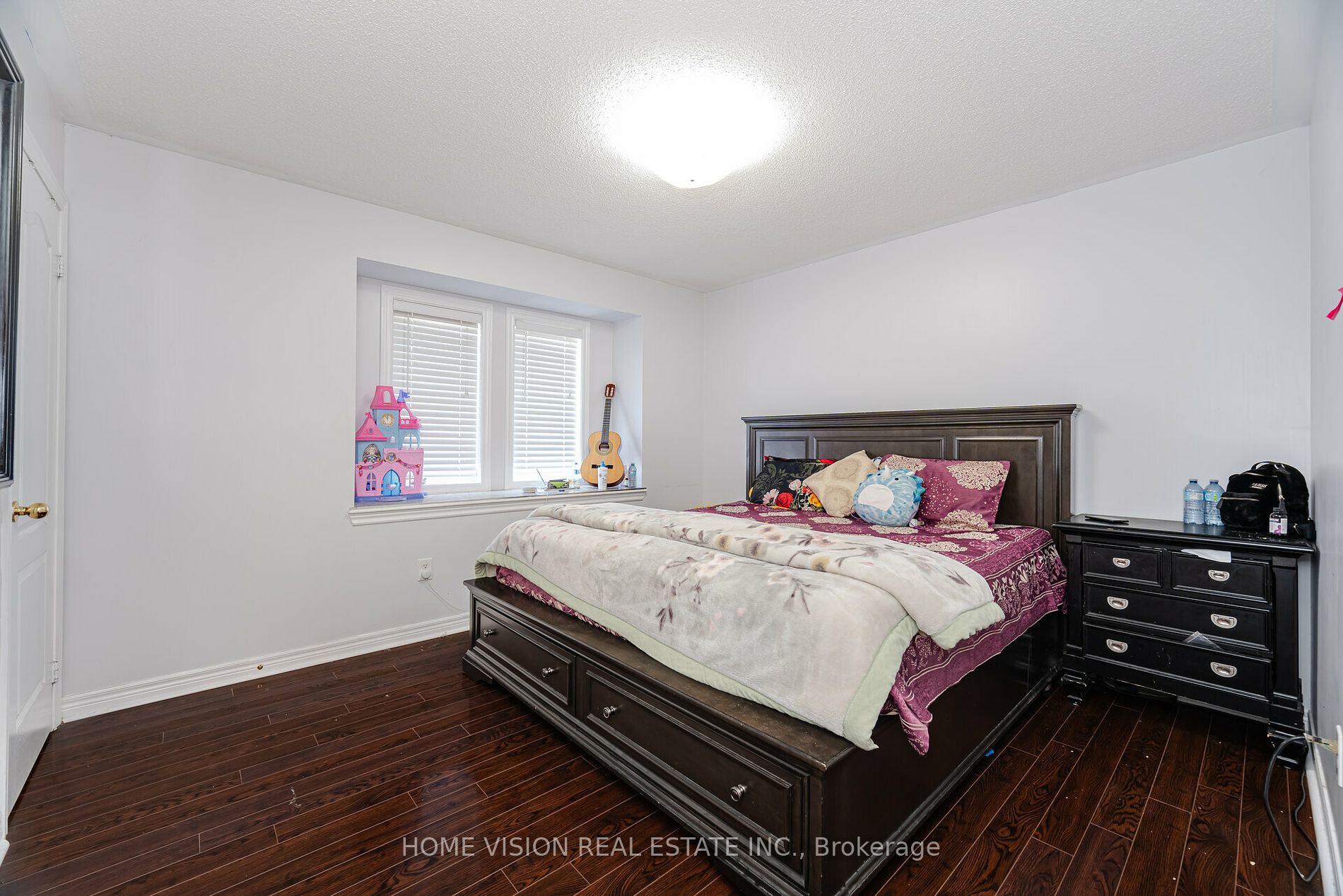 1 Darou Cres N Property Photo 15