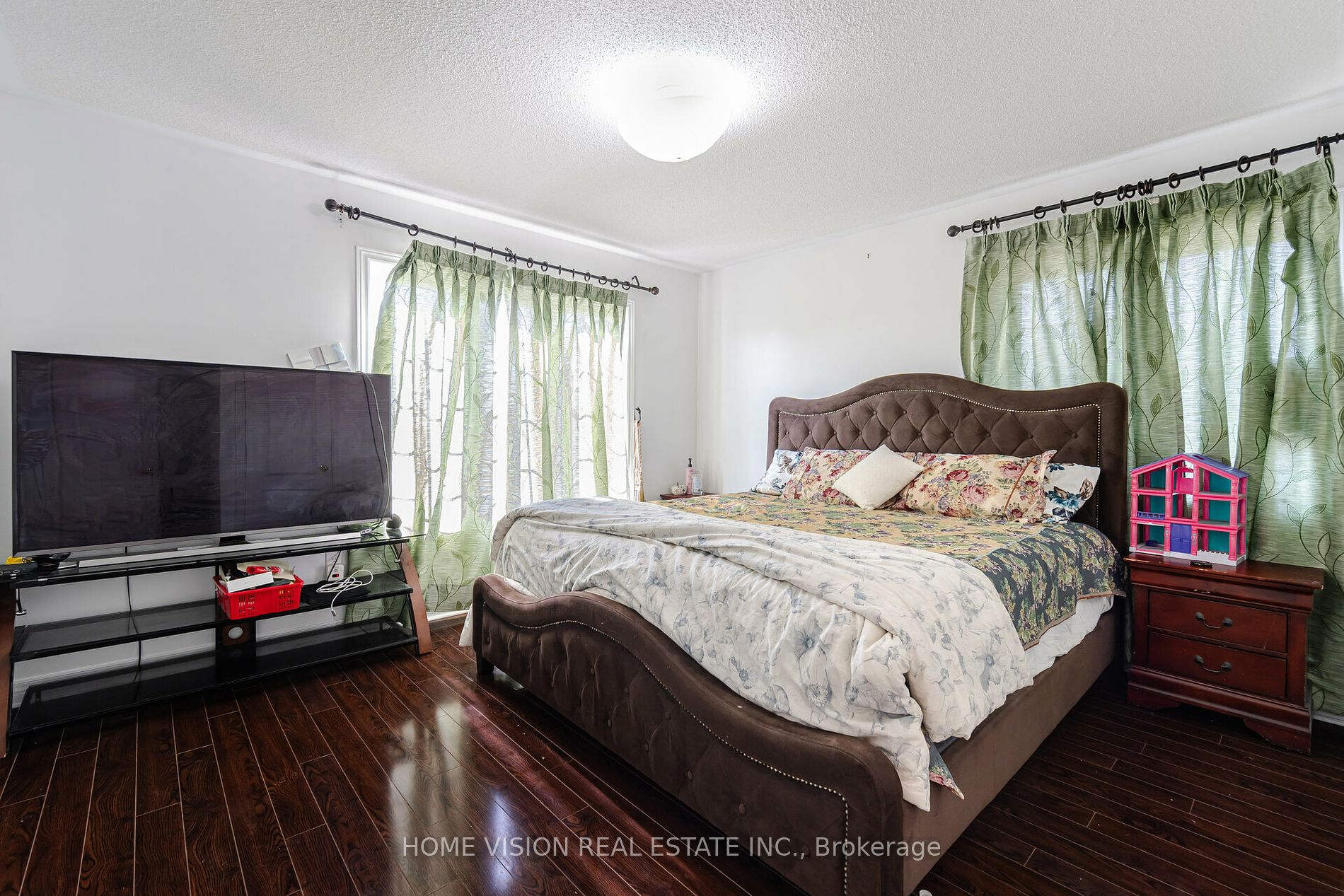1 Darou Cres N Property Photo 16