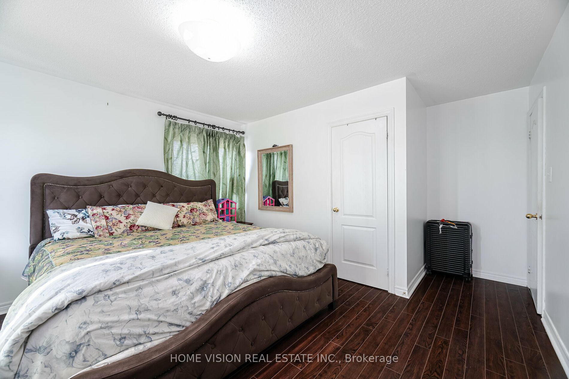 1 Darou Cres N Property Photo 17