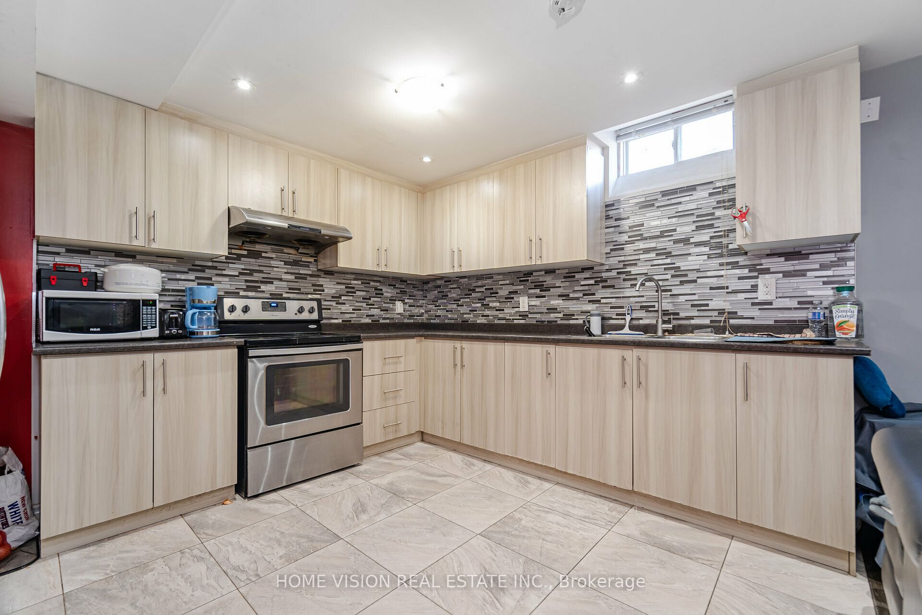 1 Darou Cres N Property Photo 21