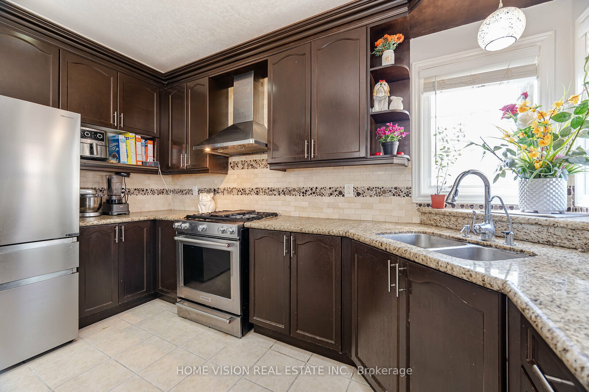 1 Darou Cres N Property Photo 34