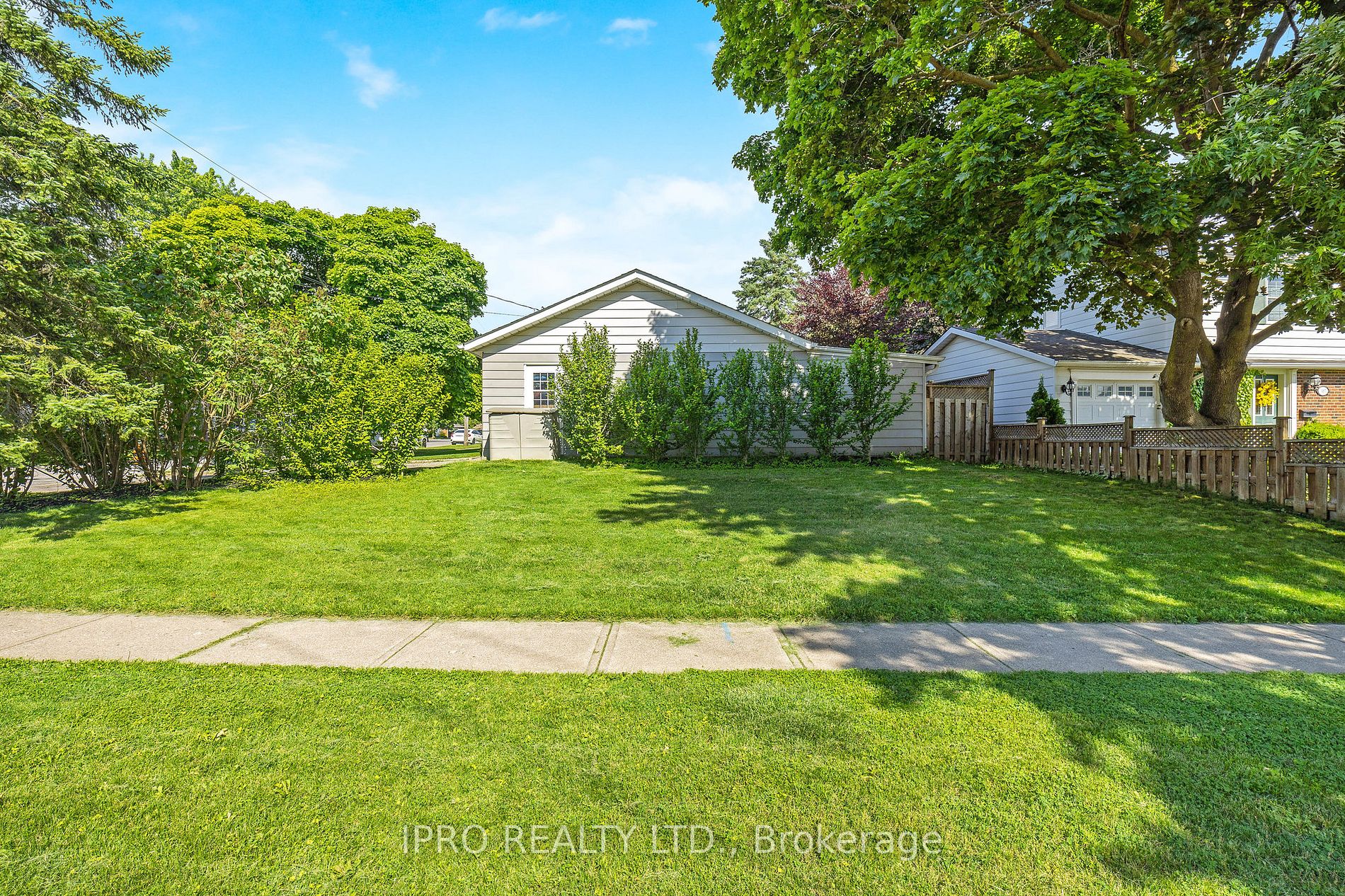 2 Jessop Crt Property Photo 32