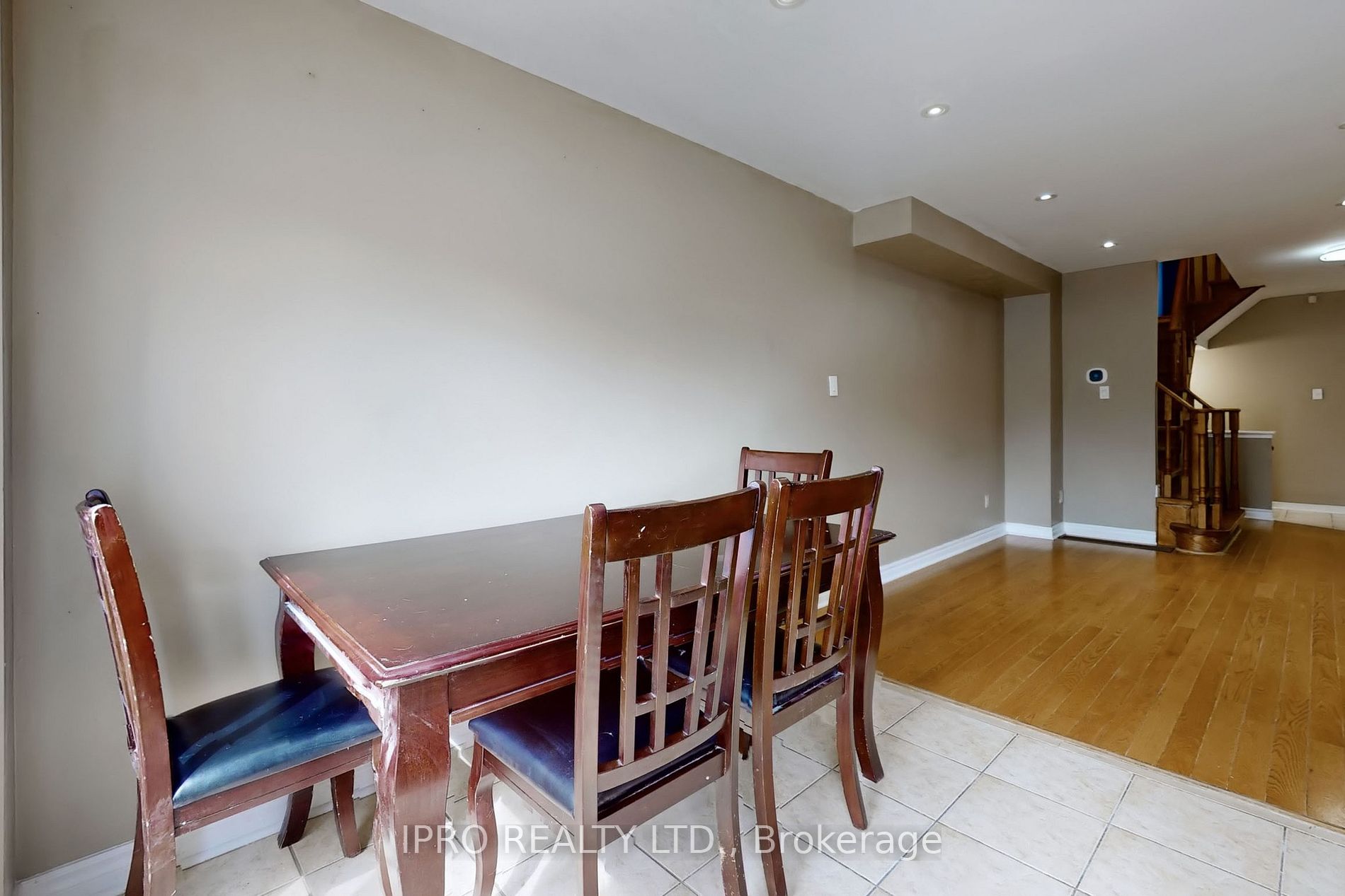 5426 Sweetgrass Gate Property Photo 4