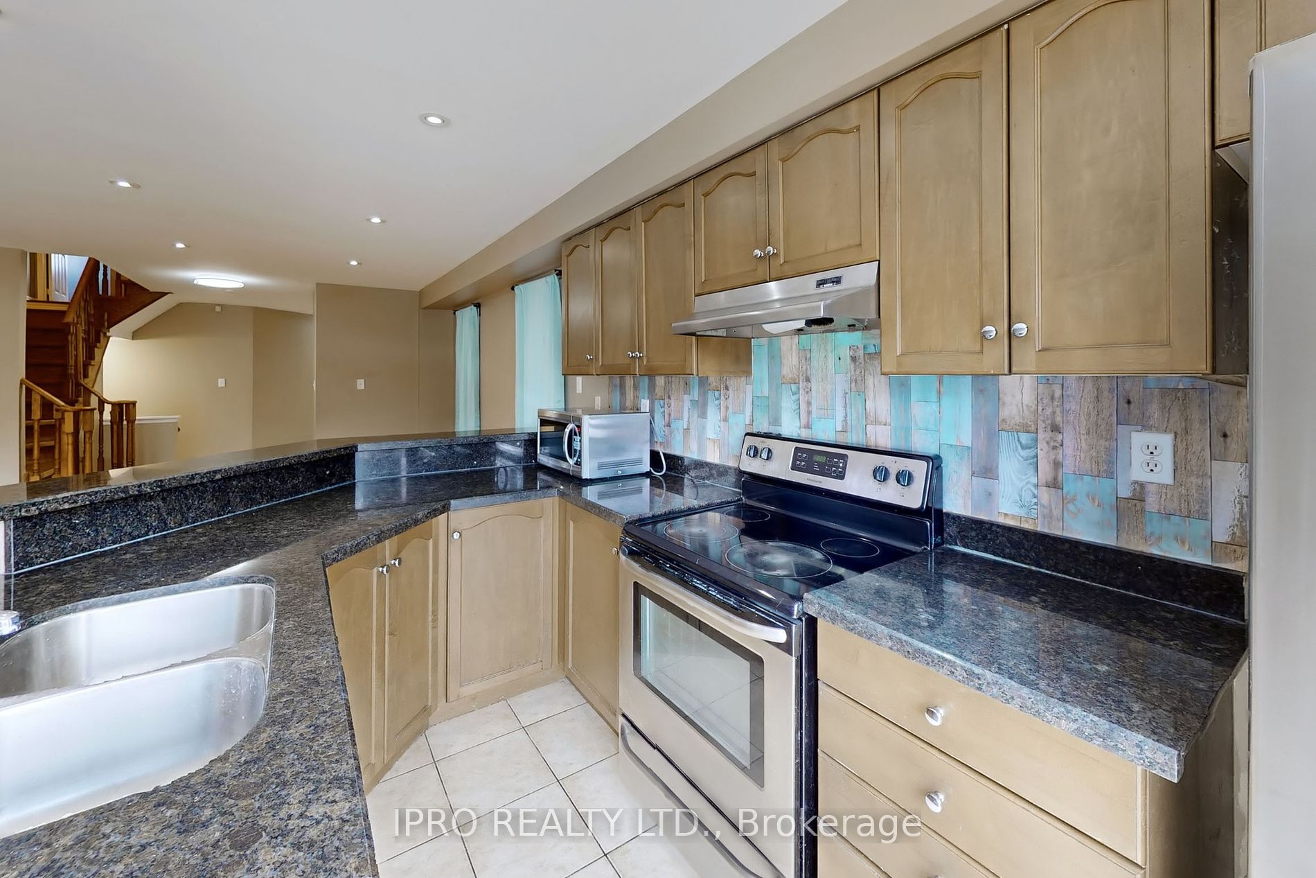 5426 Sweetgrass Gate Property Photo 7