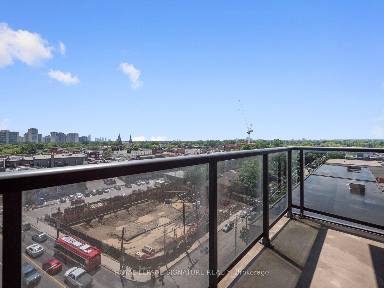 60 Heintzman St 42 Property Photo 13