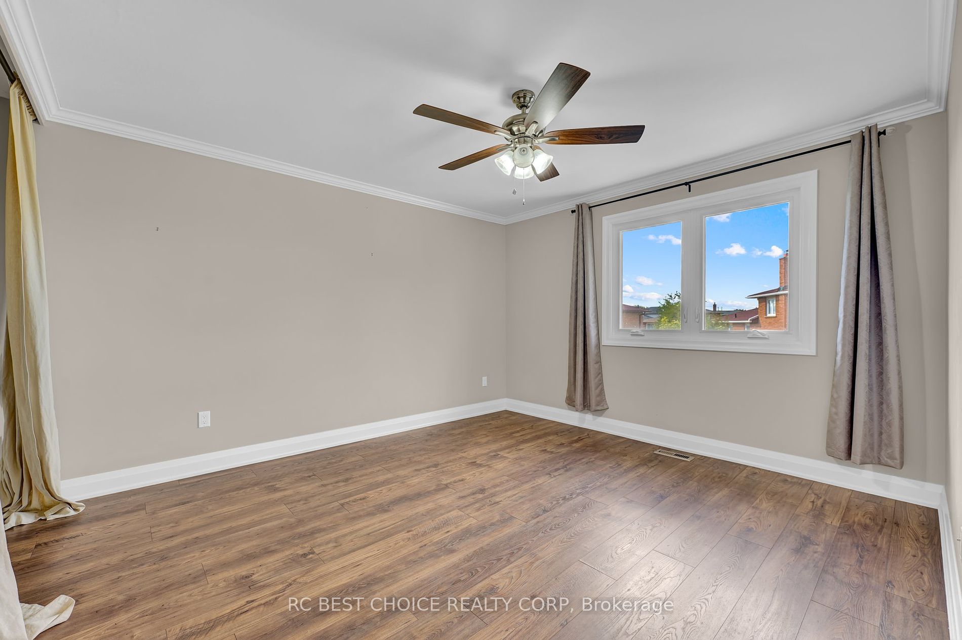 44 Linkdale Rd Property Photo 6
