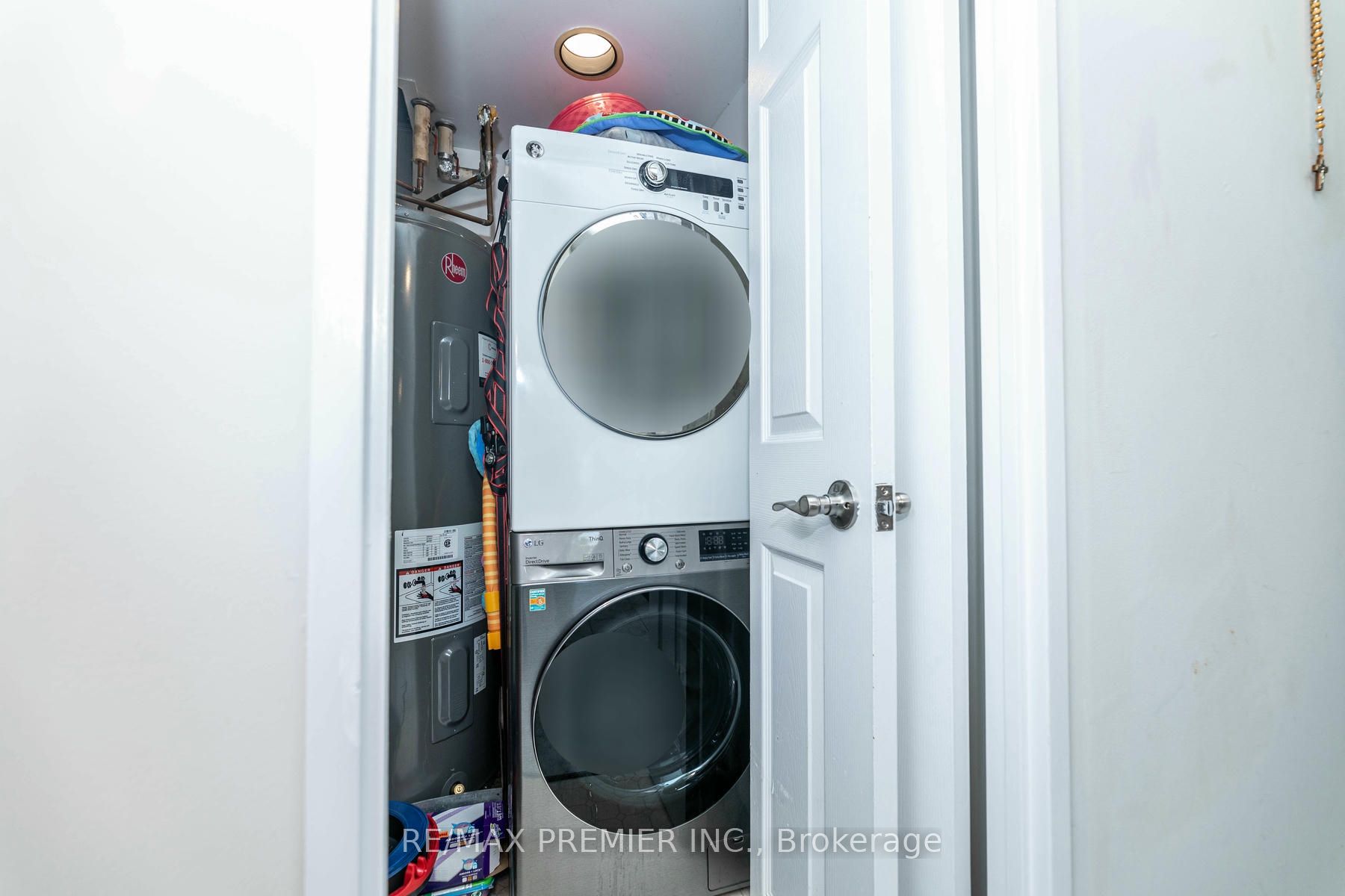 6 Humberline Dr 22 Property Photo 8