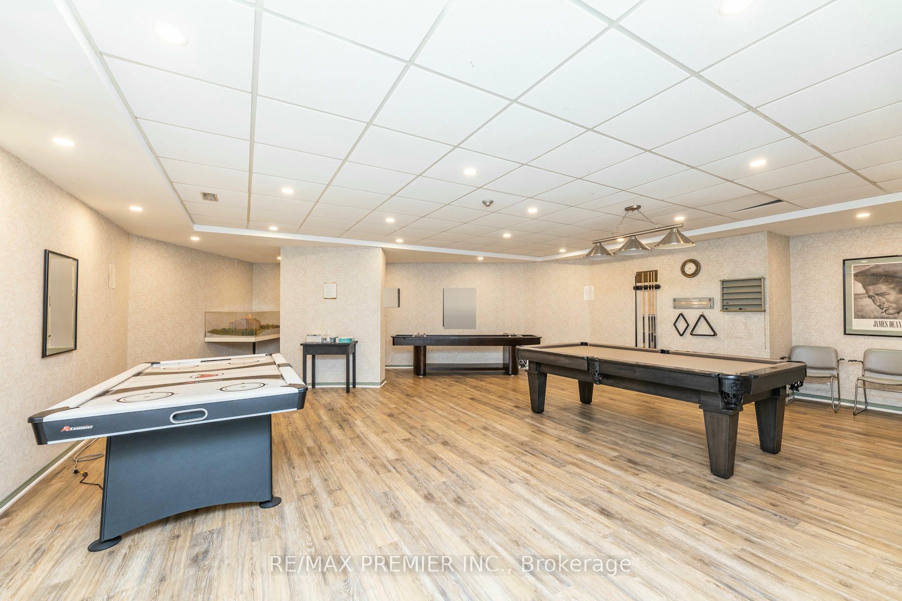 6 Humberline Dr 22 Property Photo 28