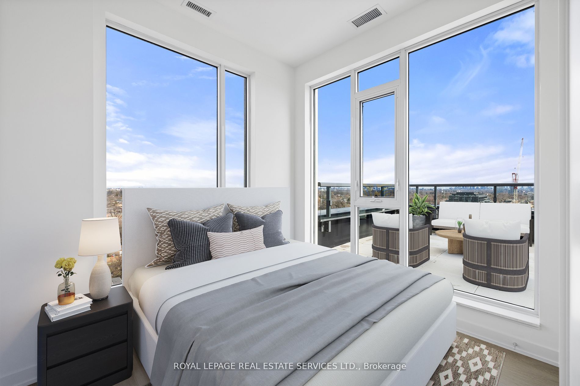 #1106 - 859 The Queensway Property Photo 18