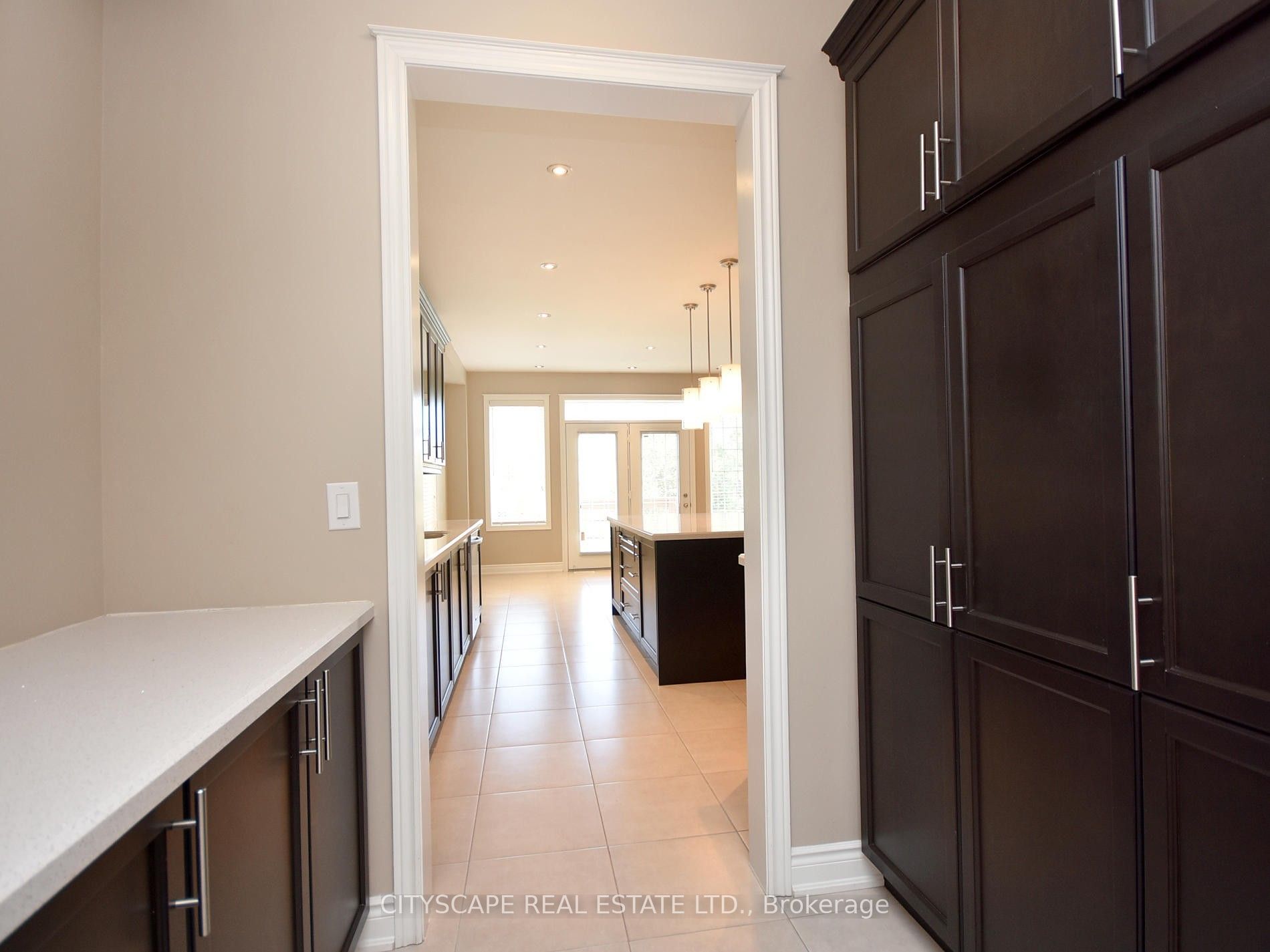 3229 Trailside Dr Property Photo 4