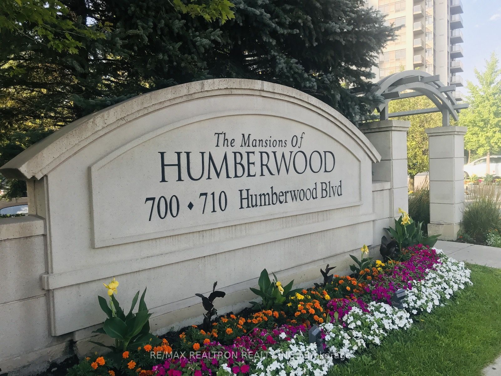 700 Humberwood Blvd 12 Property Photo 1