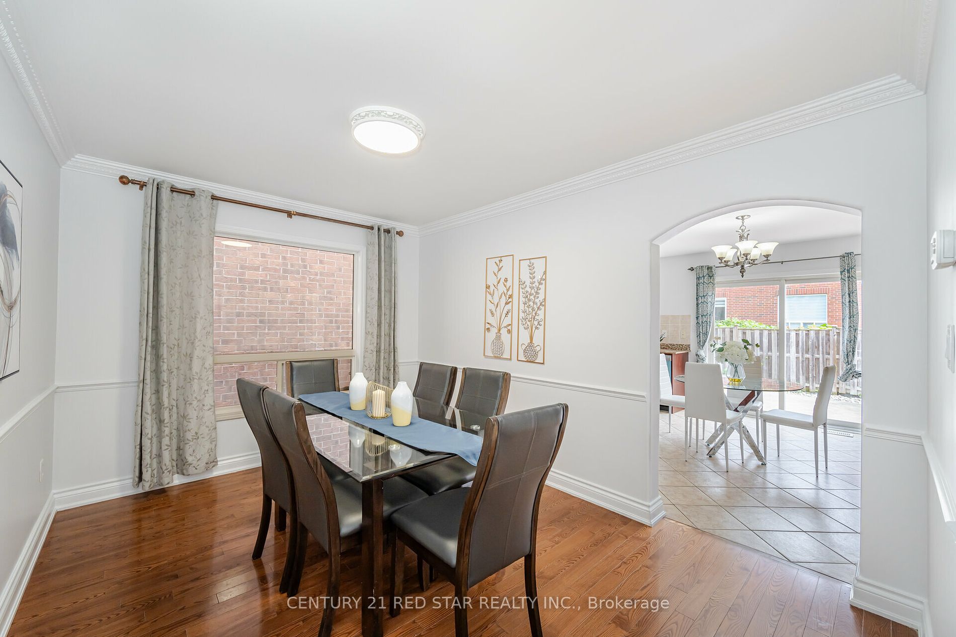 60 Horizon St Property Photo 2