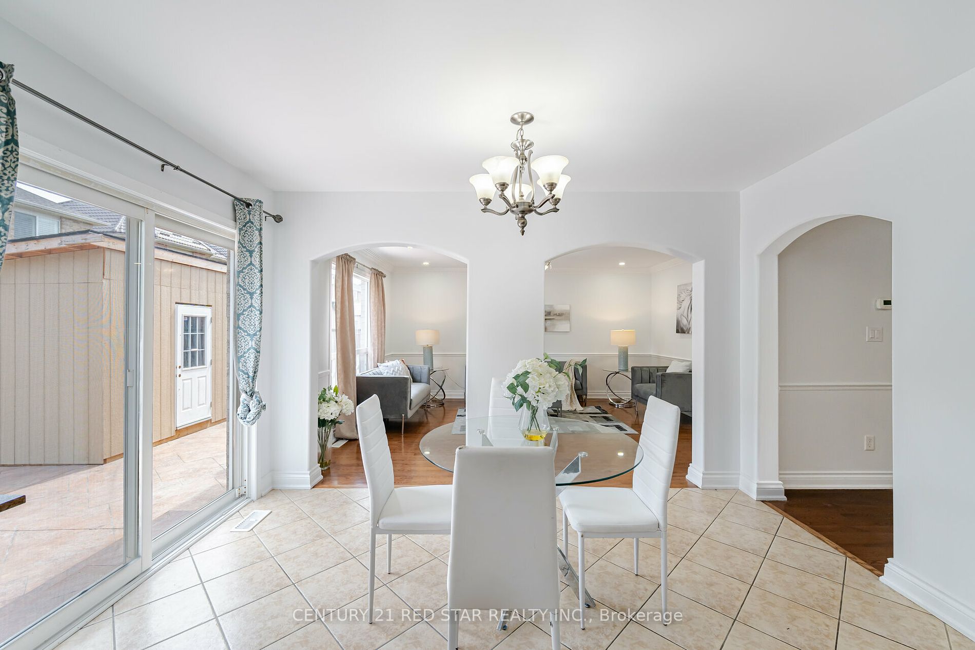 60 Horizon St Property Photo 8