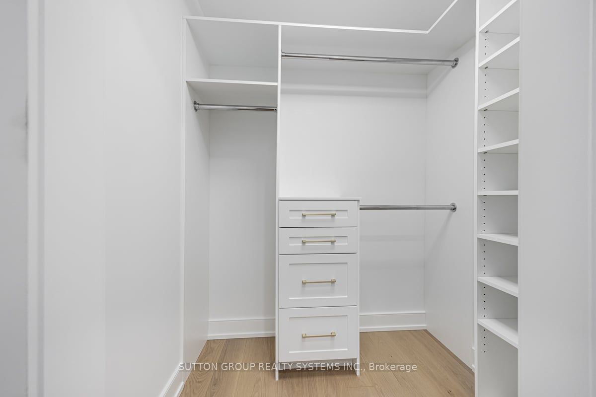 203 Medland St Property Photo 11