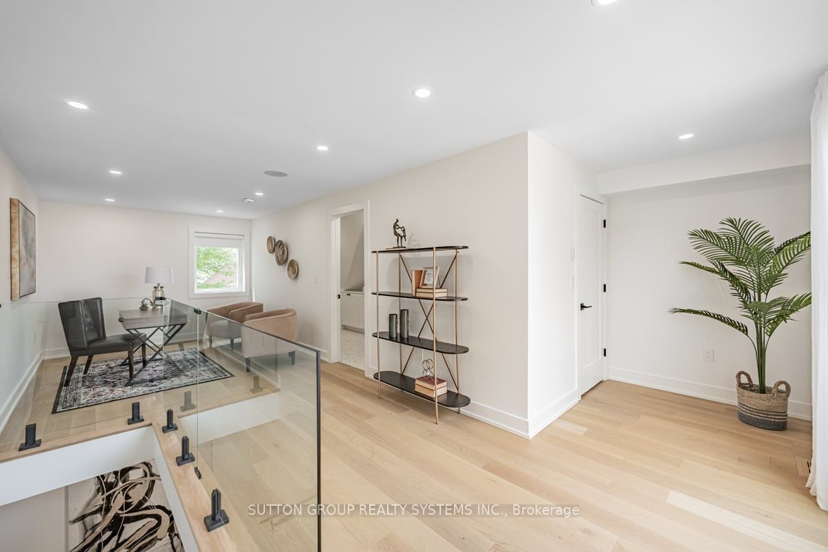 203 Medland St Property Photo 21