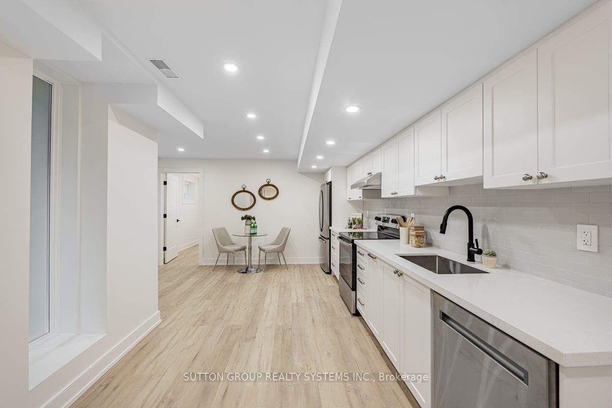 203 Medland St Property Photo 27