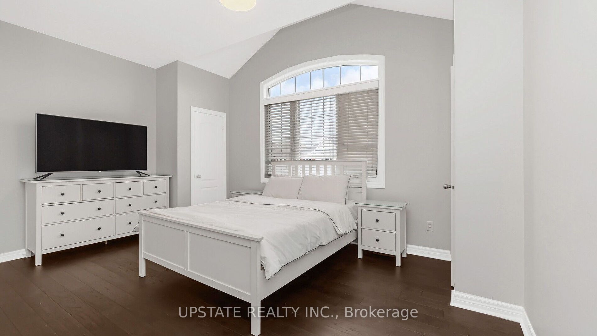 47 Denali Cres Property Photo 15