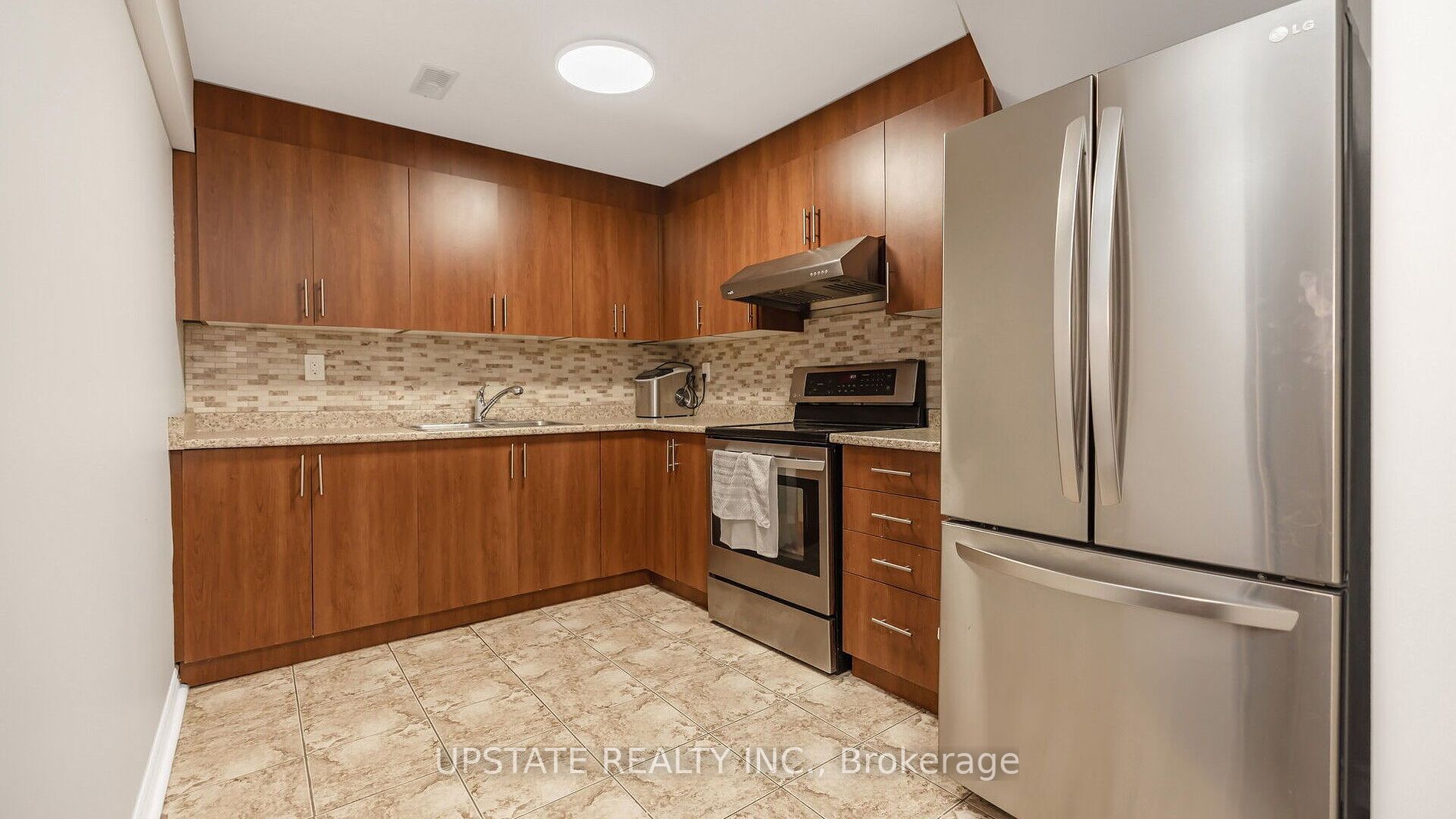 47 Denali Cres Property Photo 22