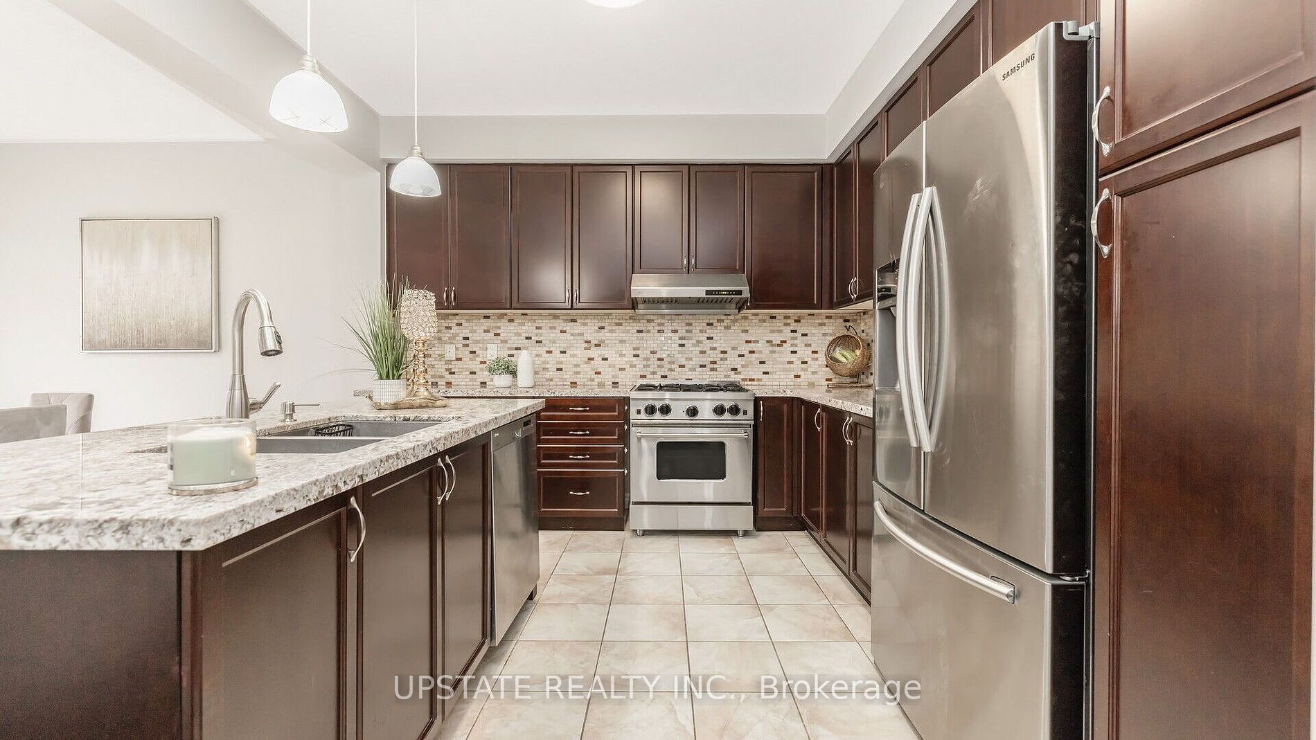47 Denali Cres Property Photo 36
