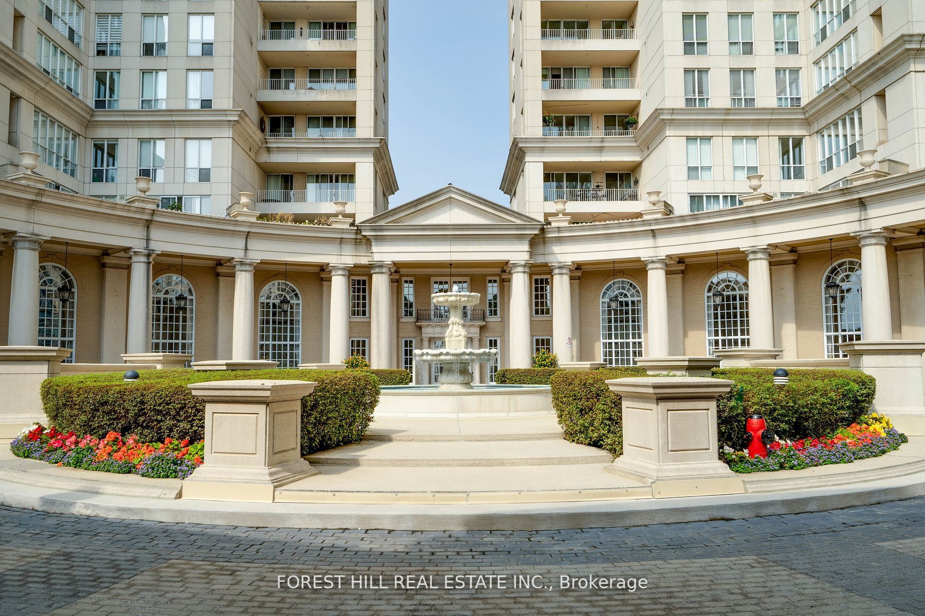 2285 Lake Shore Blvd W 3 Property Photo 1