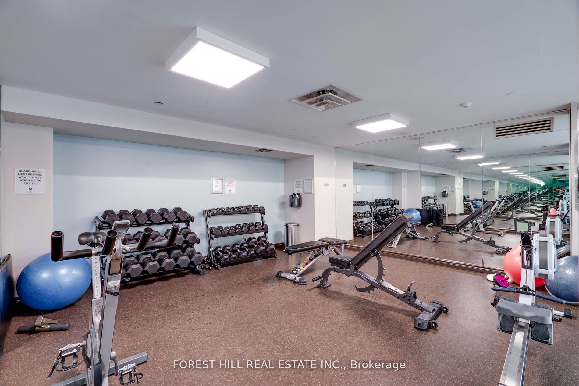 2285 Lake Shore Blvd W 3 Property Photo 9