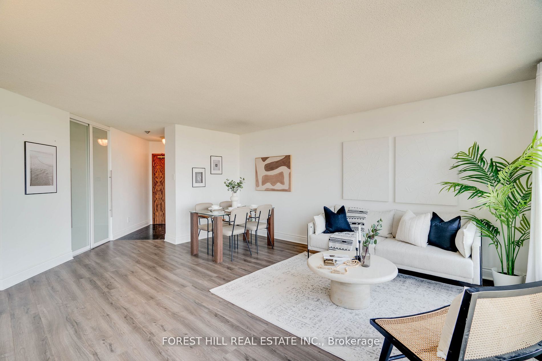2285 Lake Shore Blvd W 3 Property Photo 18