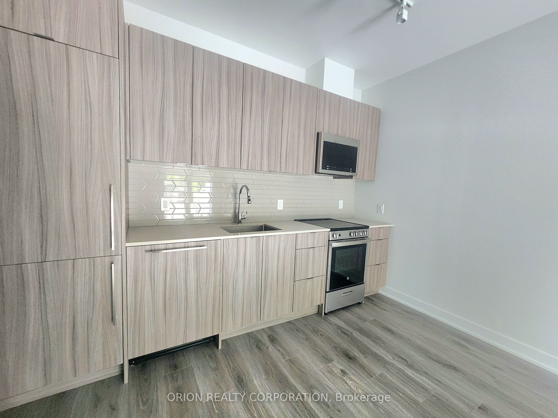 4130 Parkside Village Dr 07 Property Photo 1