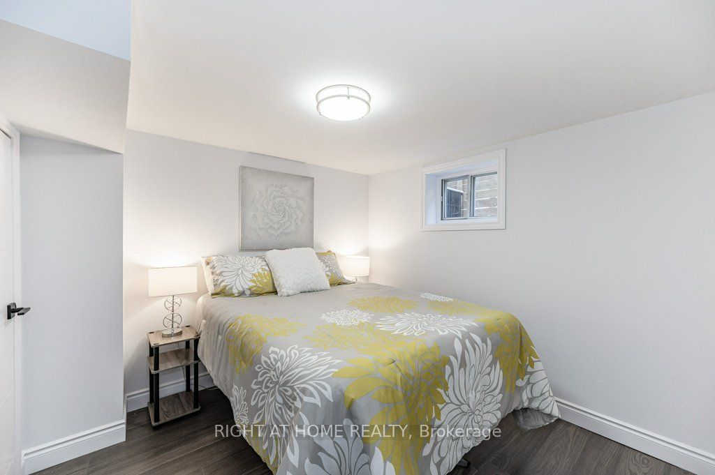 435 Evans Avenue Property Photo 19
