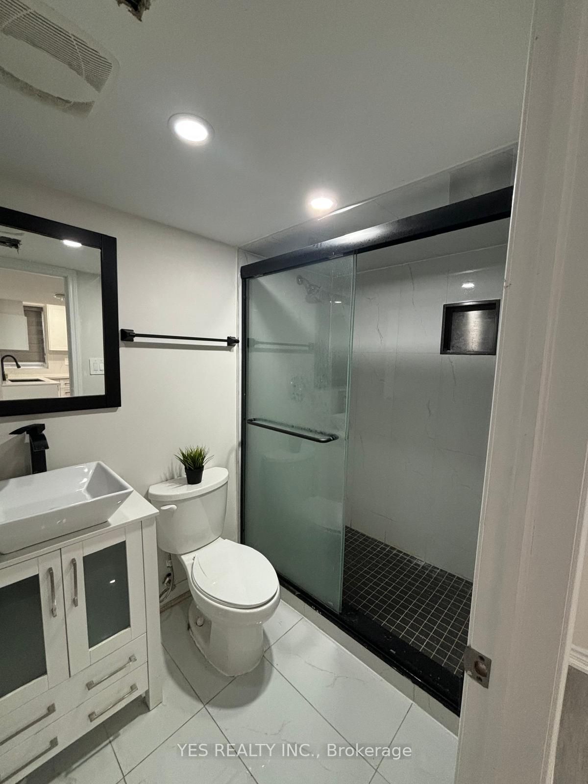 1273 Whitney Terrace Property Photo 13
