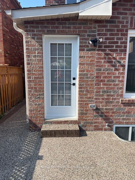 5187 Oscar Peterson Blvd Property Photo 32