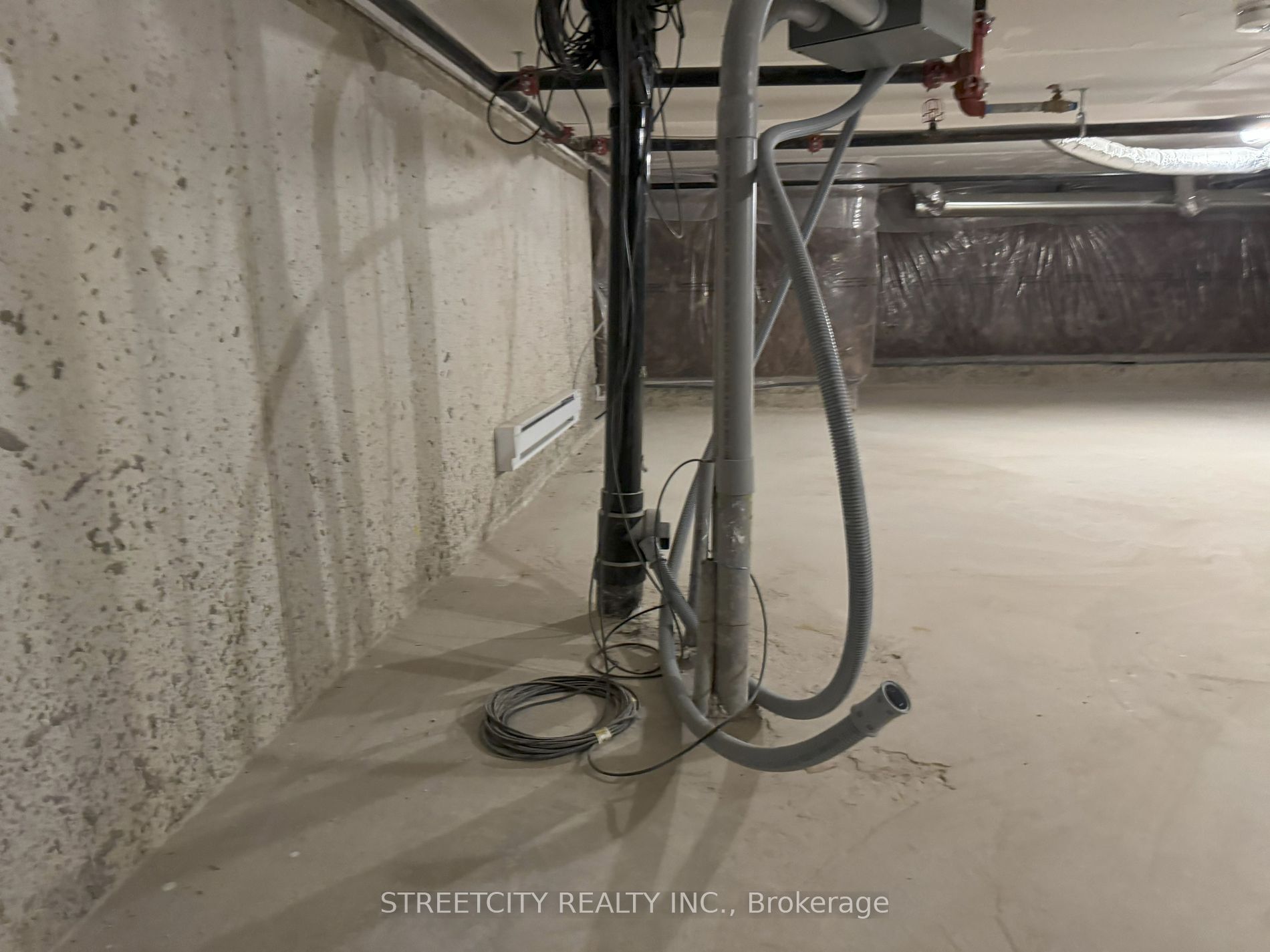 3421 Ridgeway Dr 167 Property Photo 13