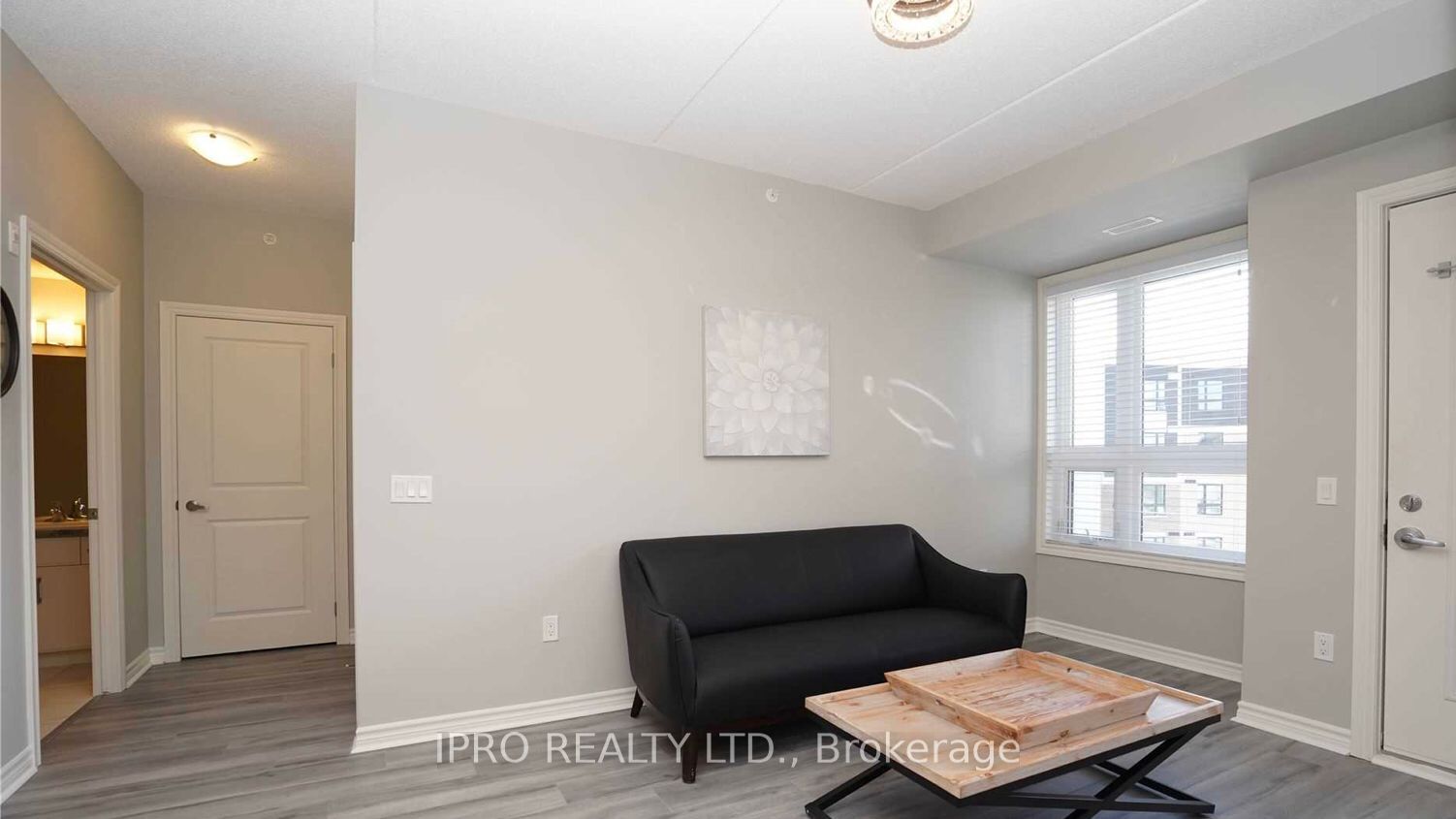 620 Sauve St 406 Property Photo 11