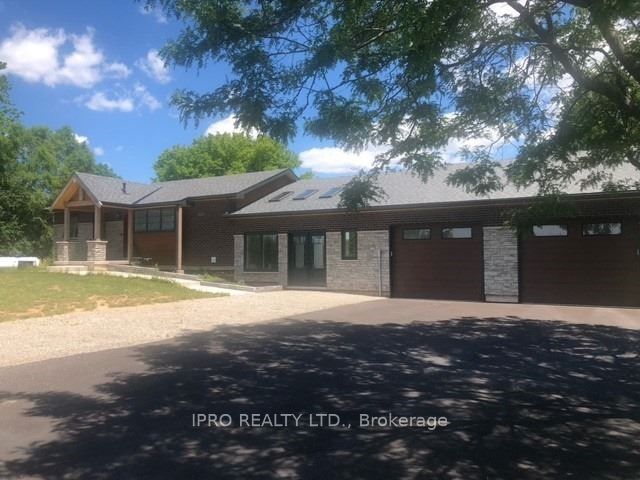 1491 Burloak Dr Property Photo 12