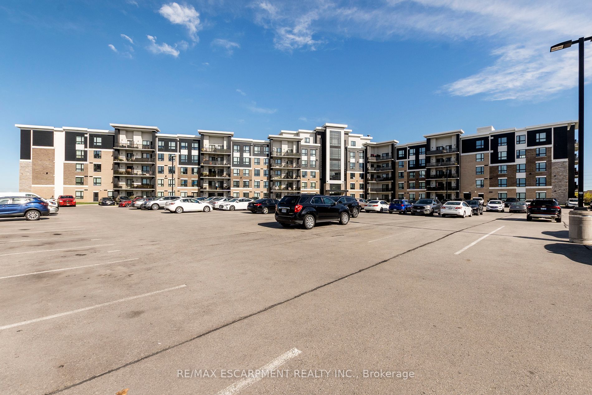 630 Sauve St 301 Property Photo 12