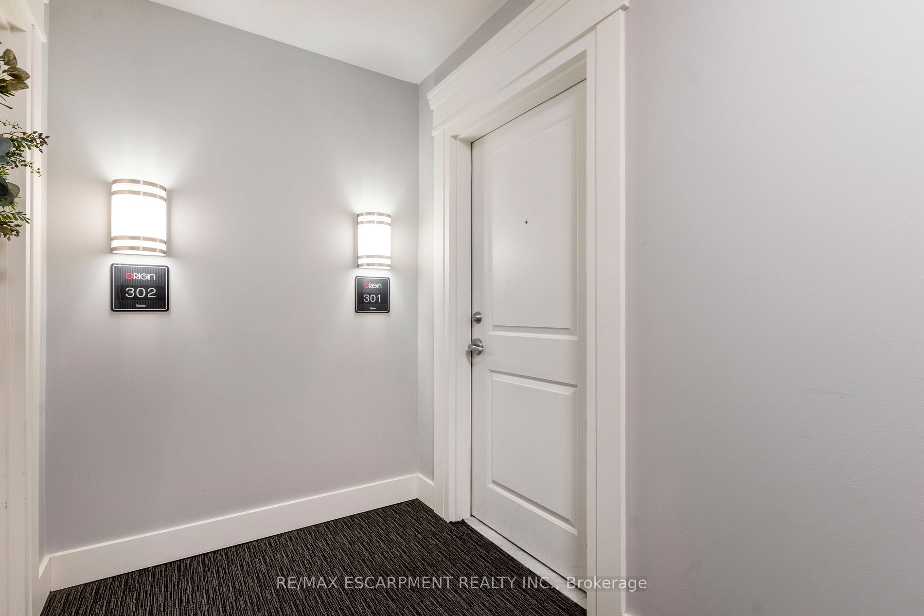 630 Sauve St 301 Property Photo 36