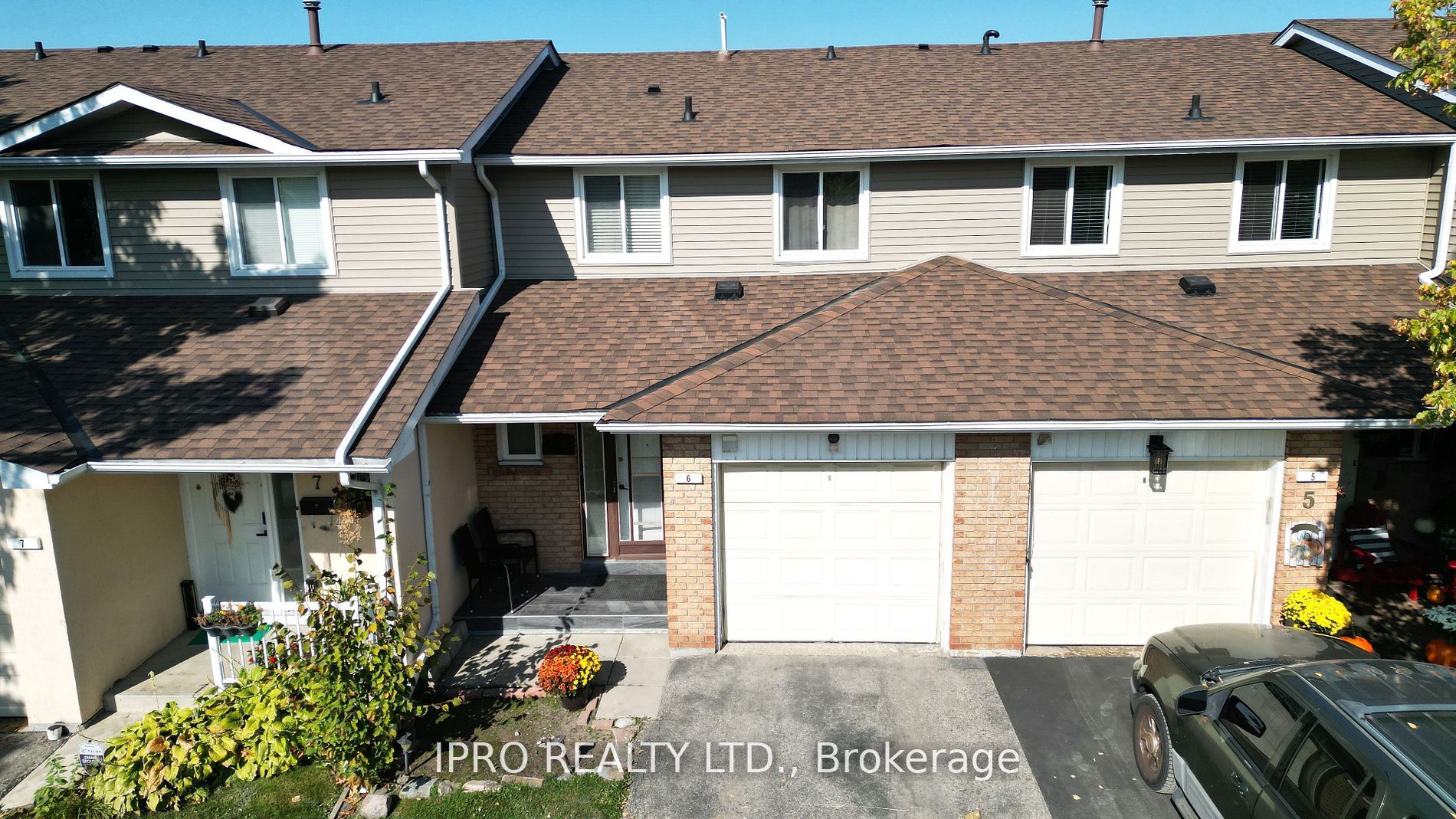 6 Carisbrooke Crt 6 Property Photo