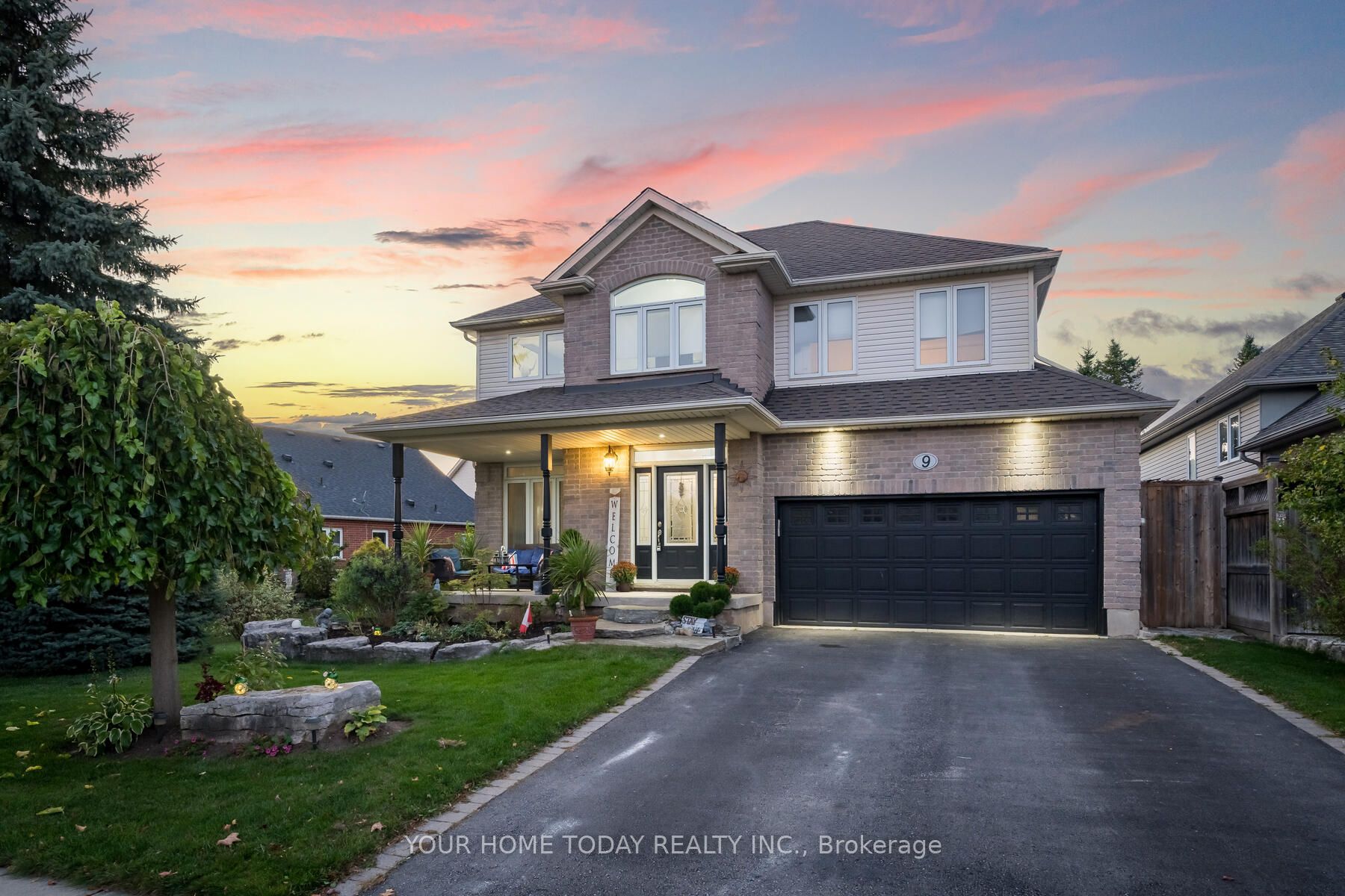9 Rennie St Property Photo 1