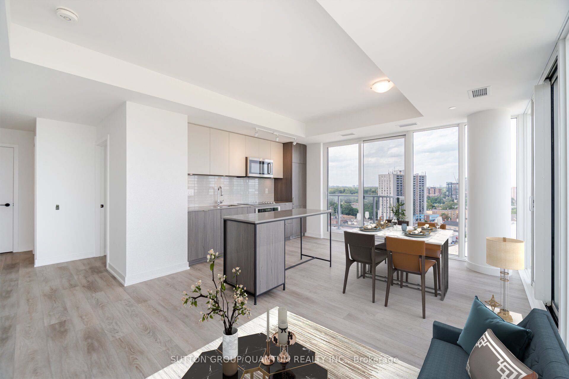 #1305 - 220 Missinnihe Way Property Photo 11