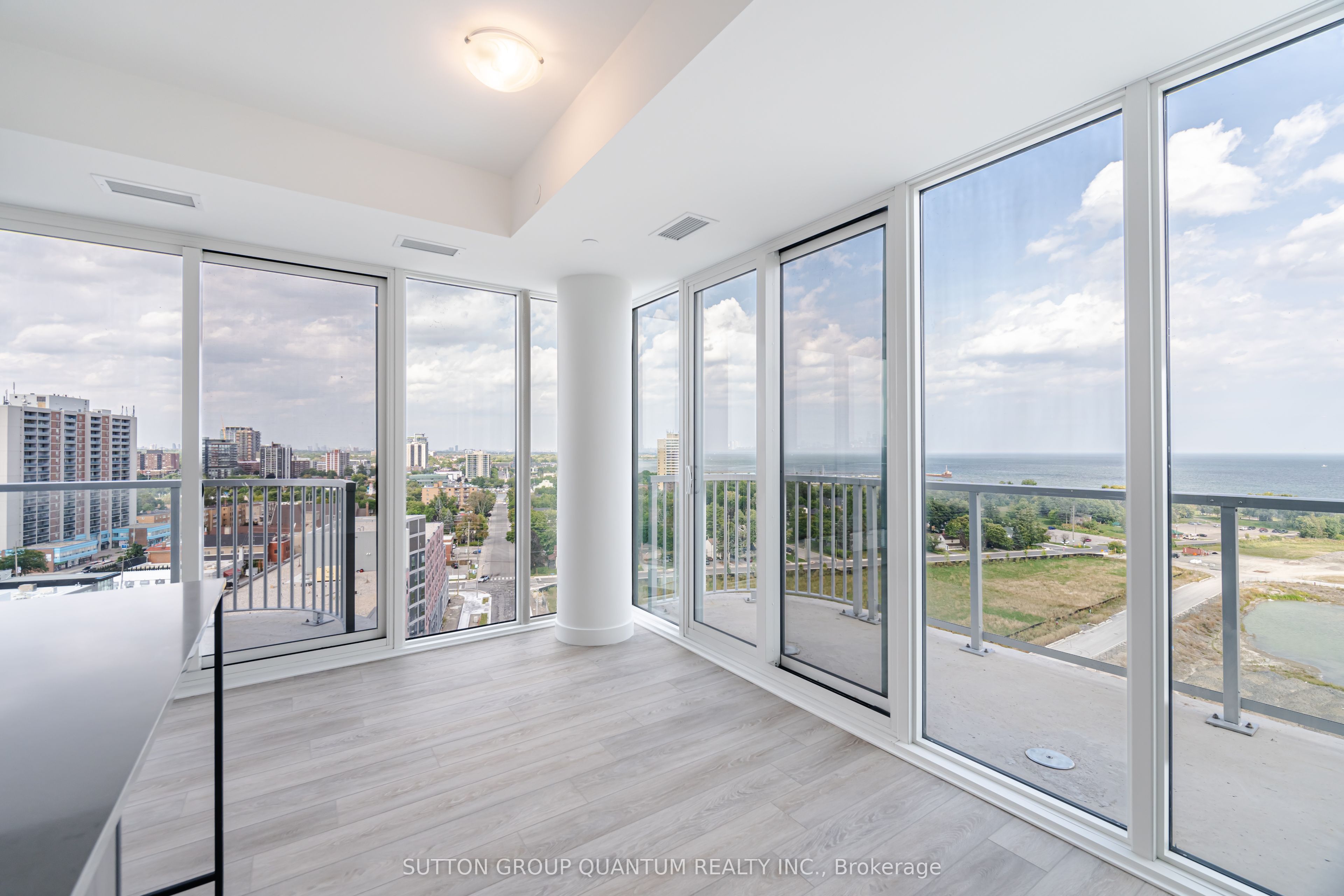 #1305 - 220 Missinnihe Way Property Photo 13