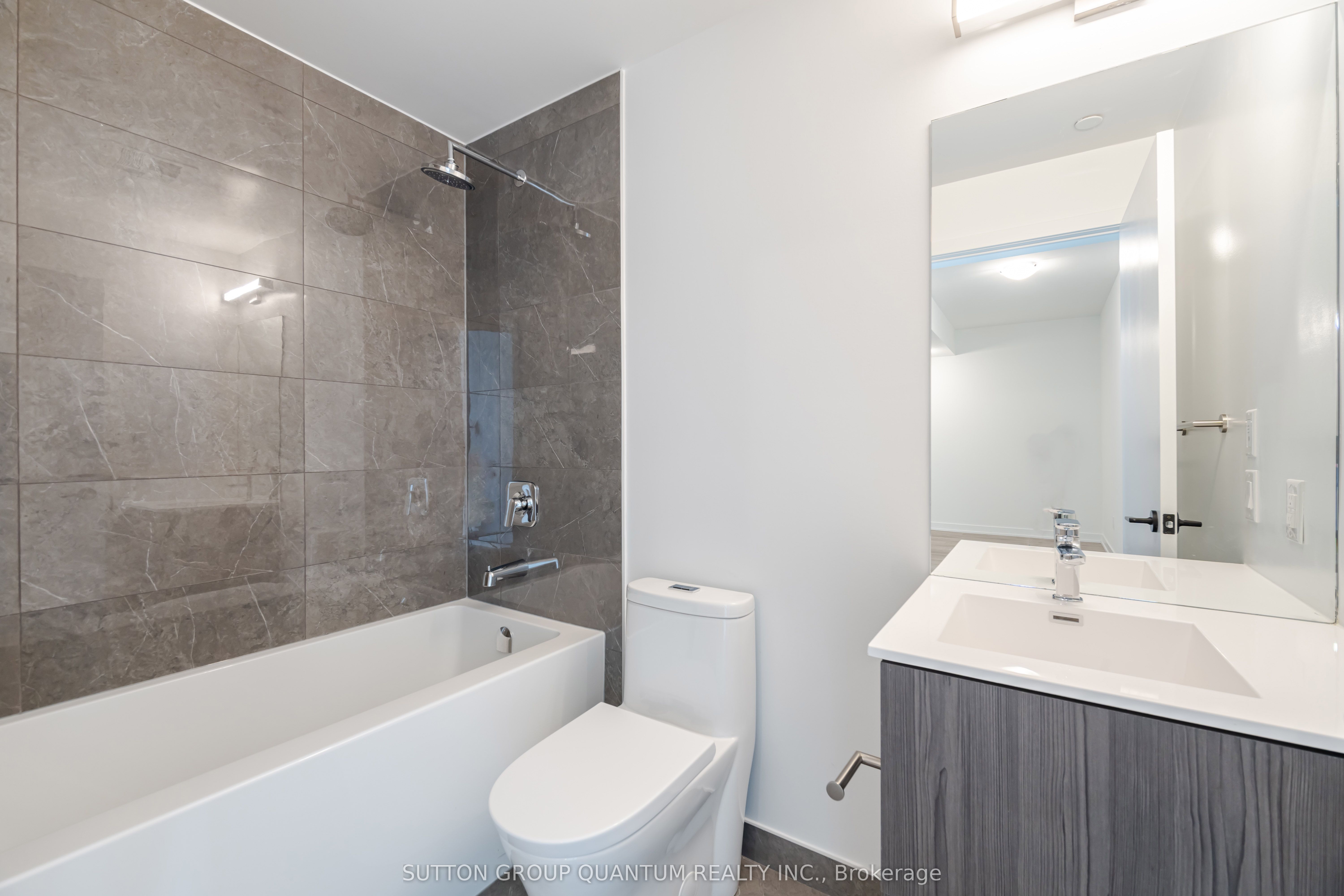 #1305 - 220 Missinnihe Way Property Photo 23