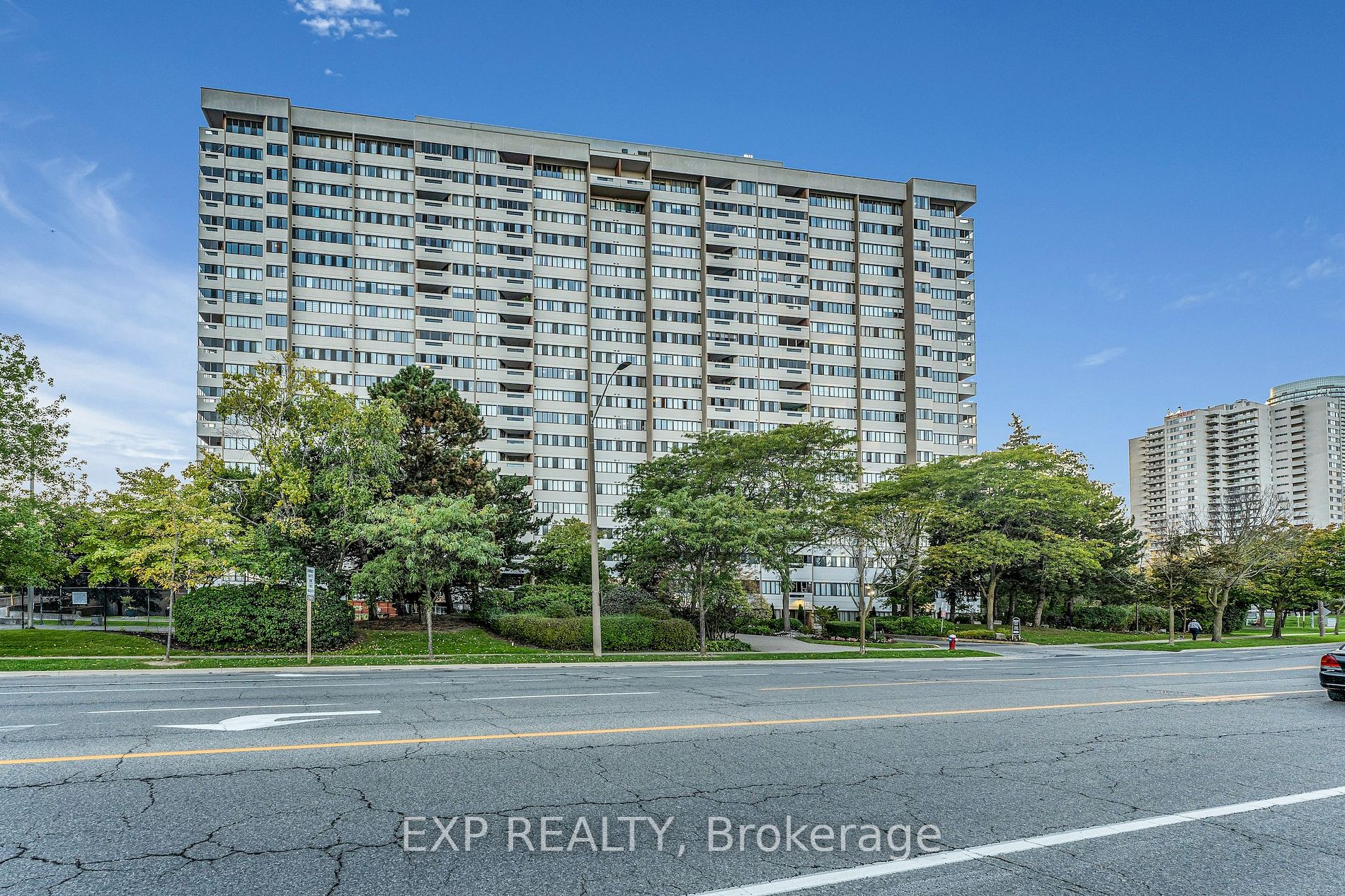 1580 Mississauga Valley Blvd 08 Property Photo