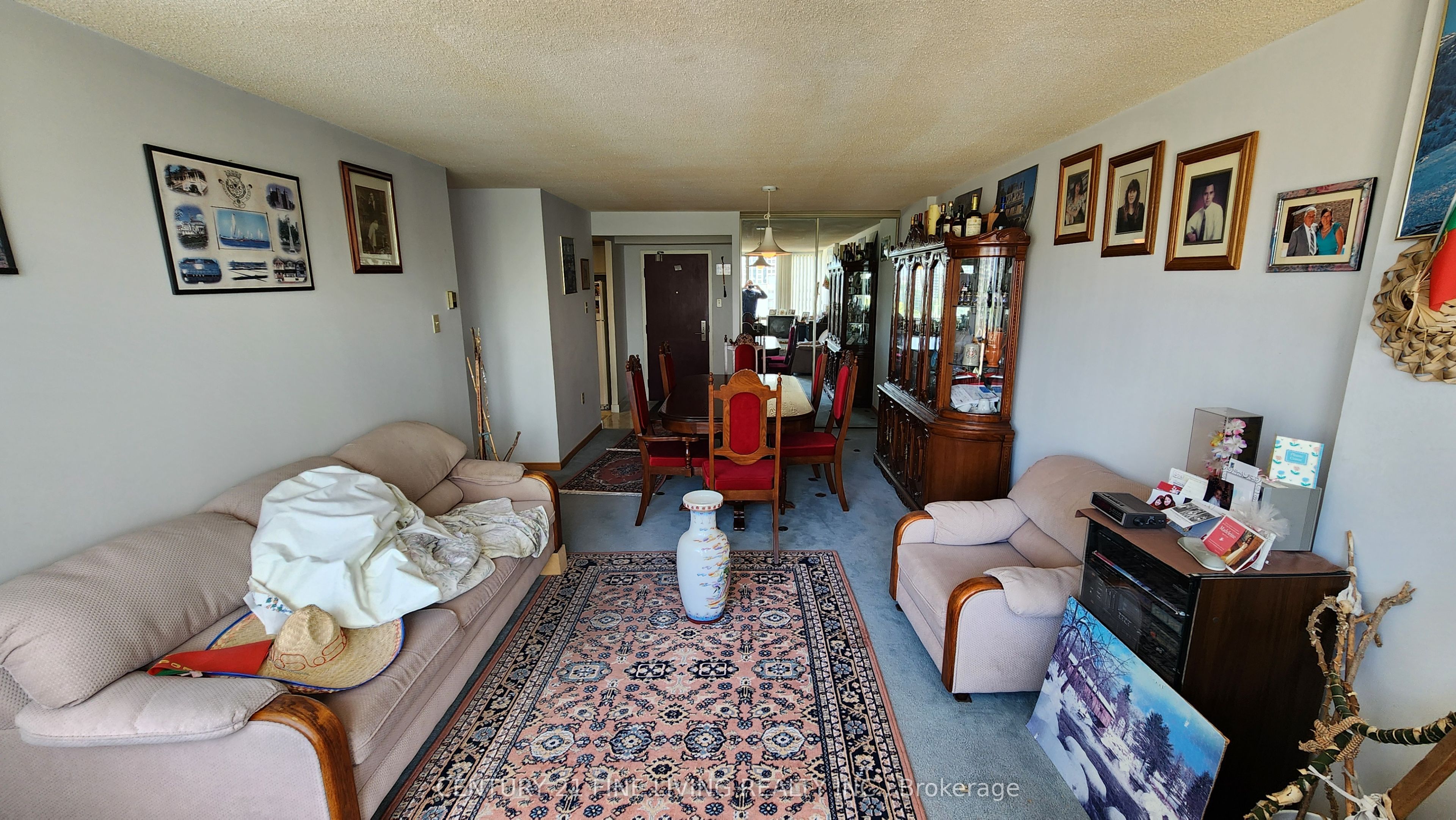 #805 - 25 Fairview Road Property Photo 7