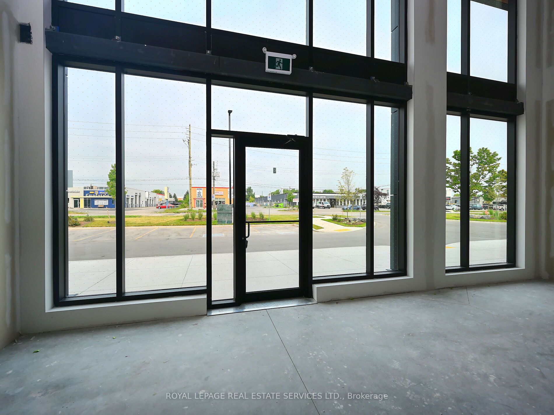 #3 - 530 Speers Road Property Photo 14