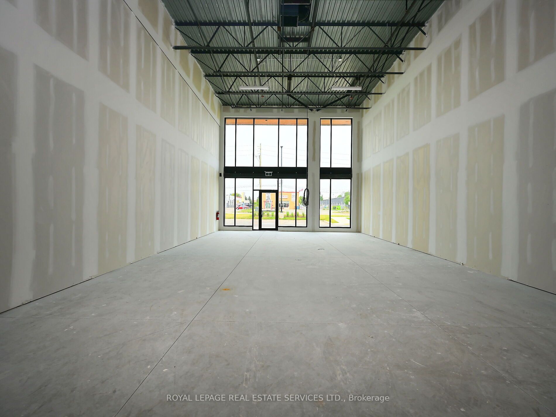 #3 - 530 Speers Road Property Photo 18