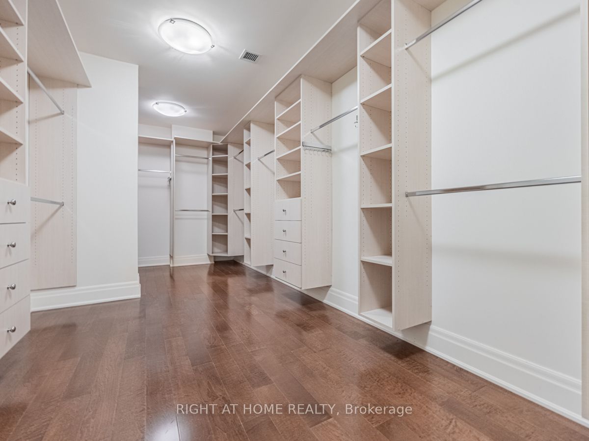 #lph19 - 2095 Lake Shore Boulevard Property Photo 23