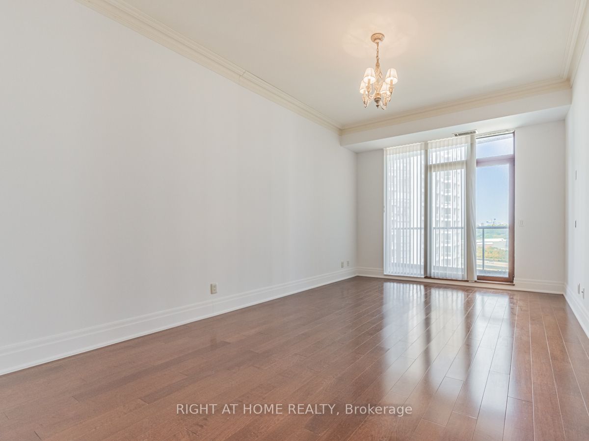 #lph19 - 2095 Lake Shore Boulevard Property Photo 25
