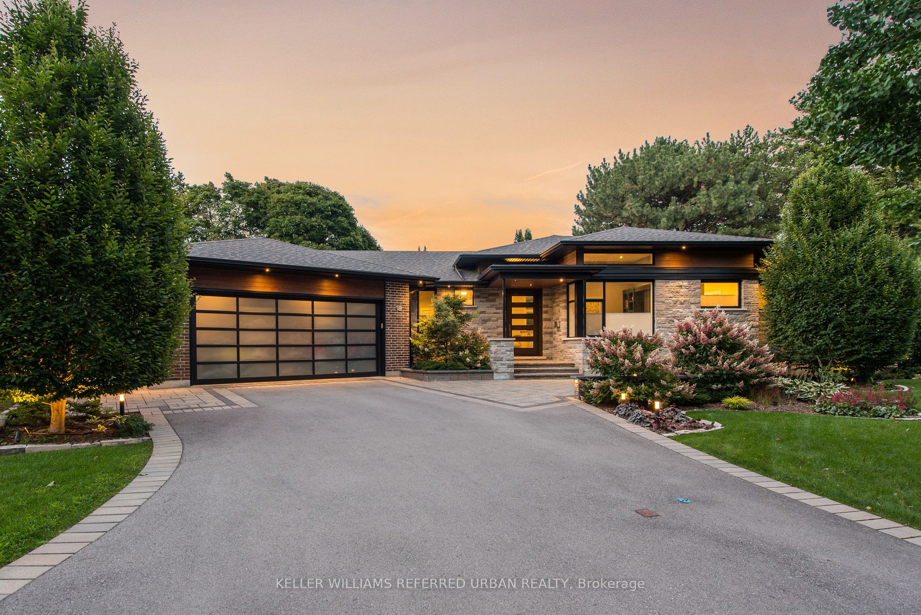 18 Plumbstead Crt Property Photo