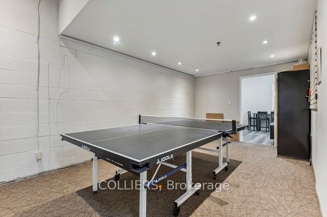 #16-18 - 1 Whitehorse Road Property Photo 9